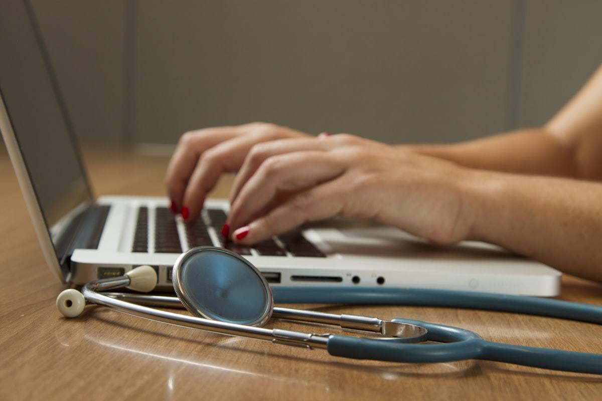 Pharma and healthcare logistics